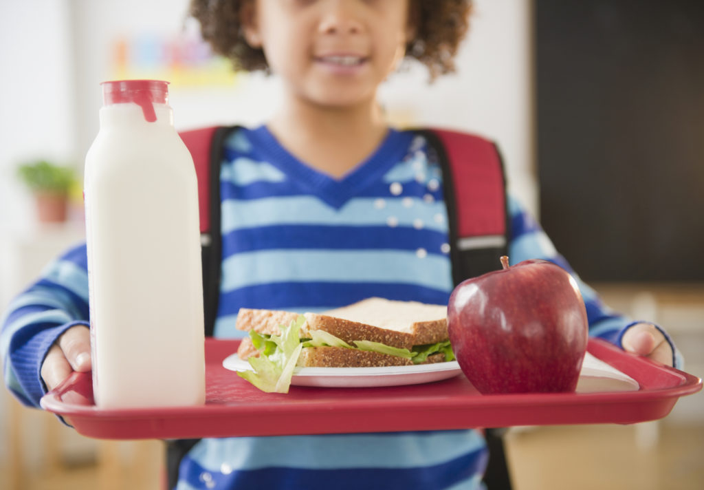 Whole Milk vs. Low-Fat Milk for Kids: Which Is Healthier?